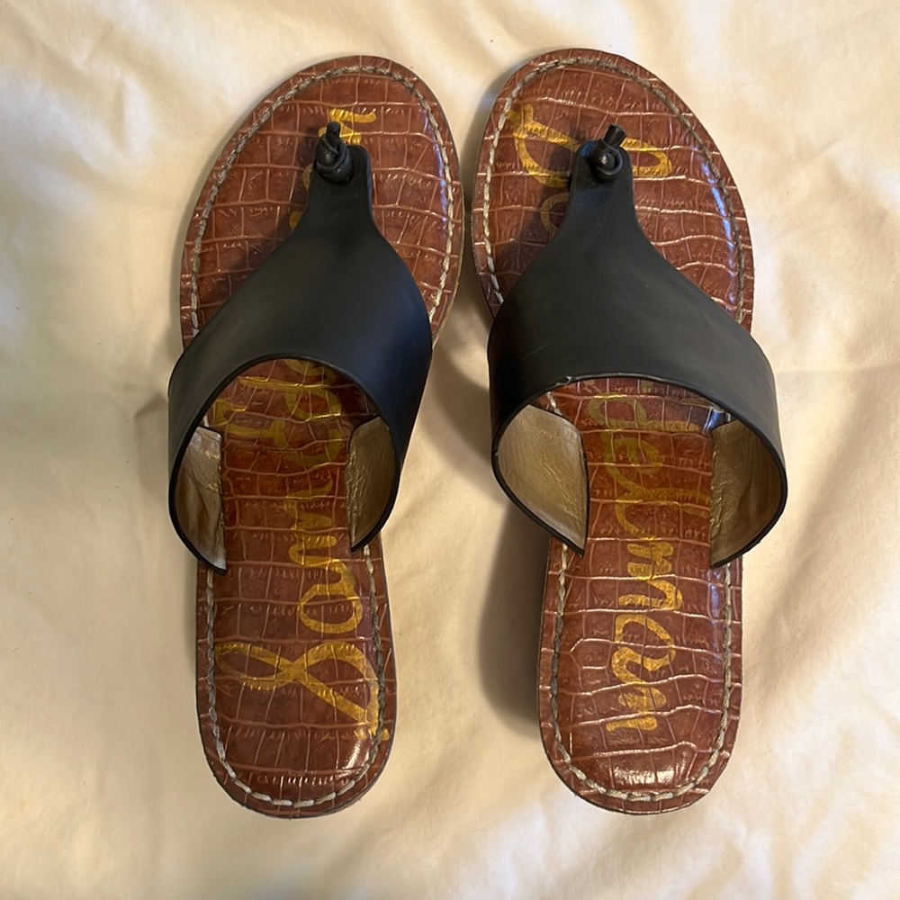 Sam Edelman black leather and cork thong wedges. Size 7.5